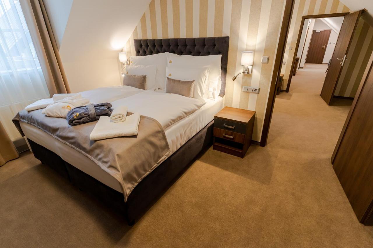 Hotel Demaenova **** Liptovský Mikuláš 外观 照片