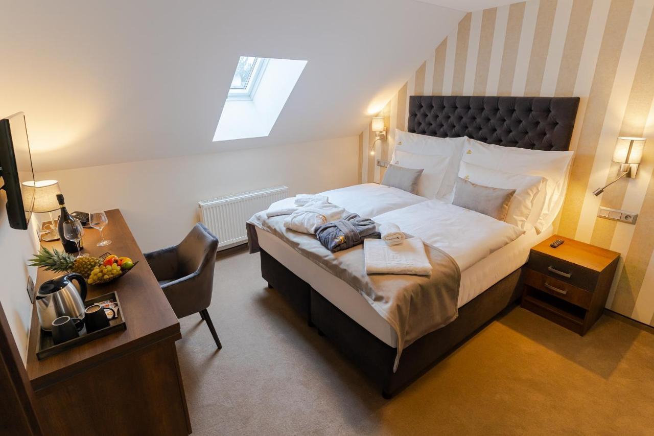 Hotel Demaenova **** Liptovský Mikuláš 外观 照片
