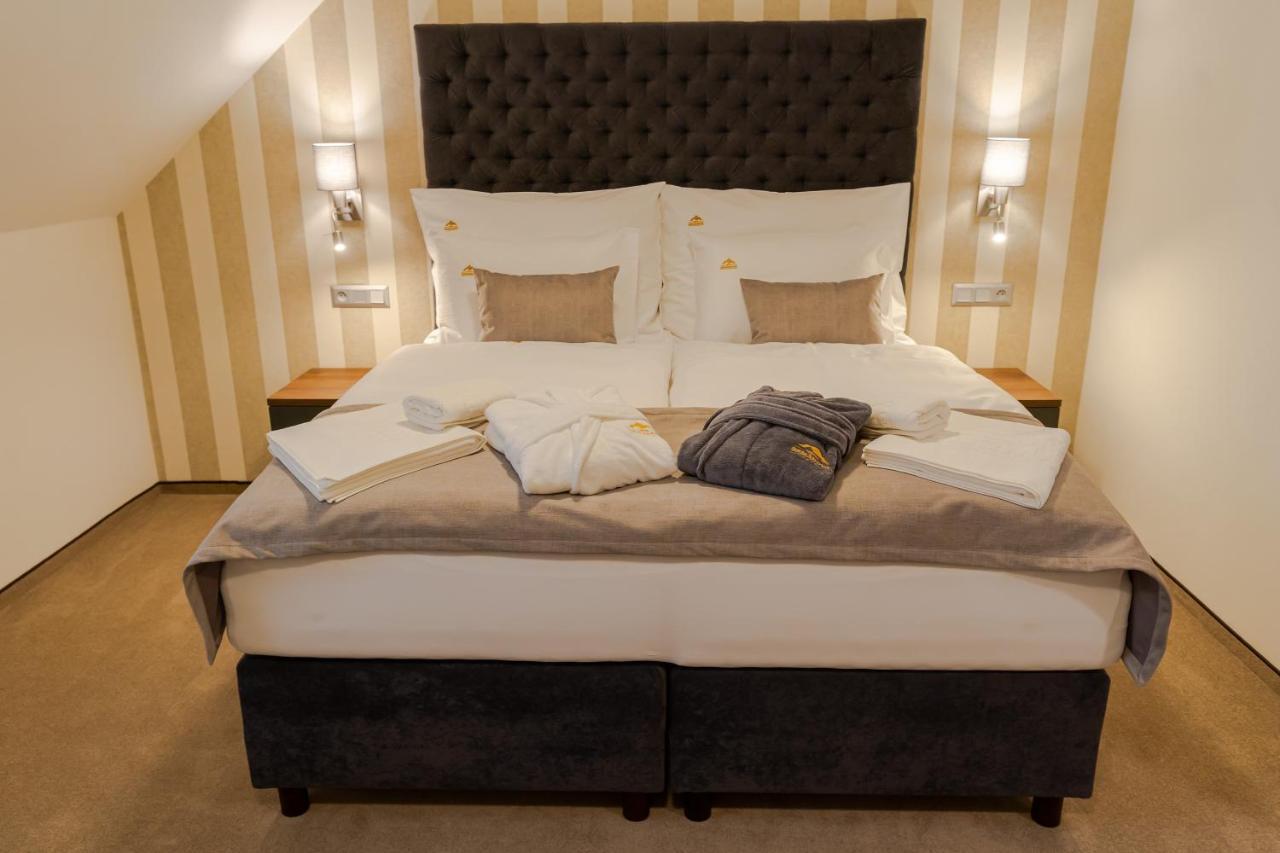 Hotel Demaenova **** Liptovský Mikuláš 外观 照片