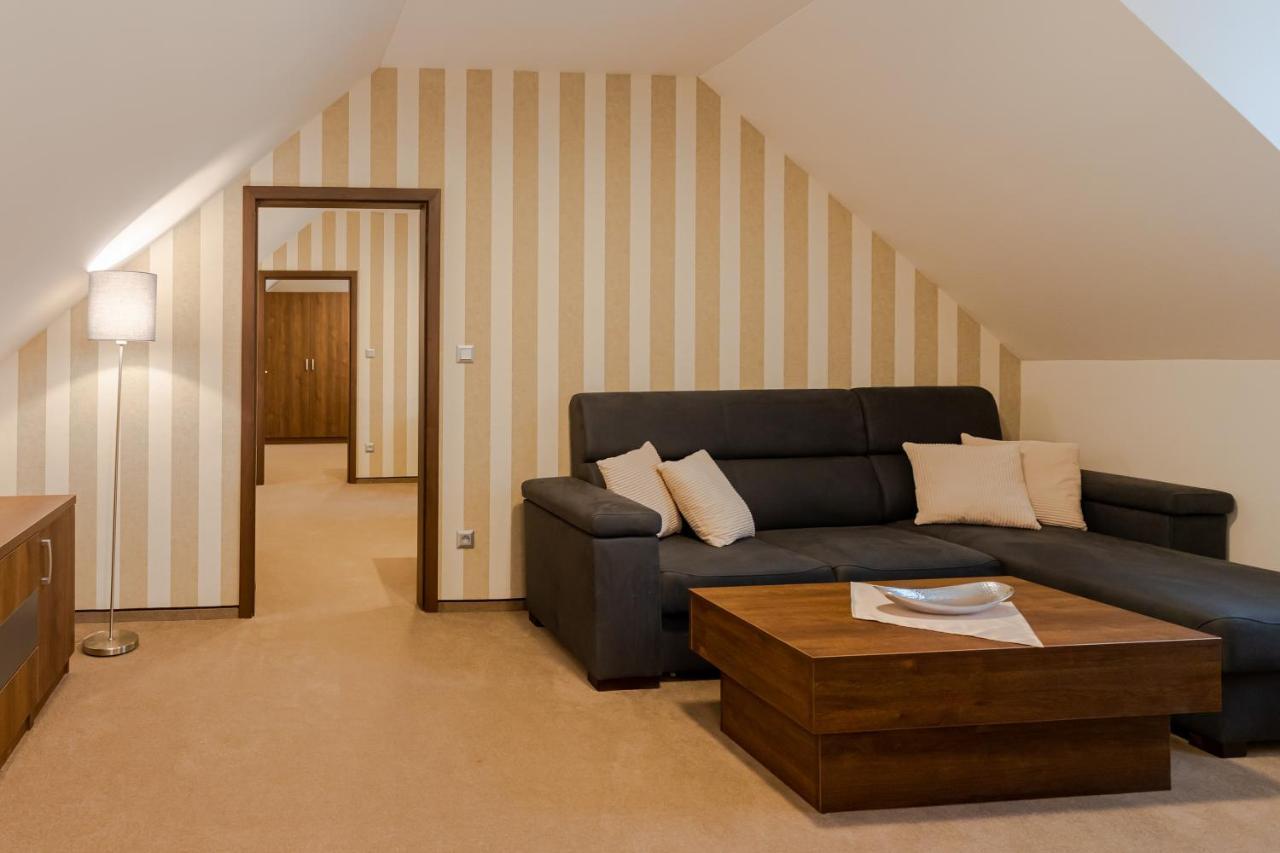 Hotel Demaenova **** Liptovský Mikuláš 外观 照片