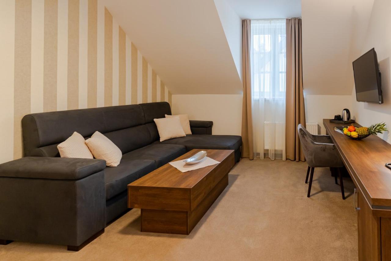 Hotel Demaenova **** Liptovský Mikuláš 外观 照片